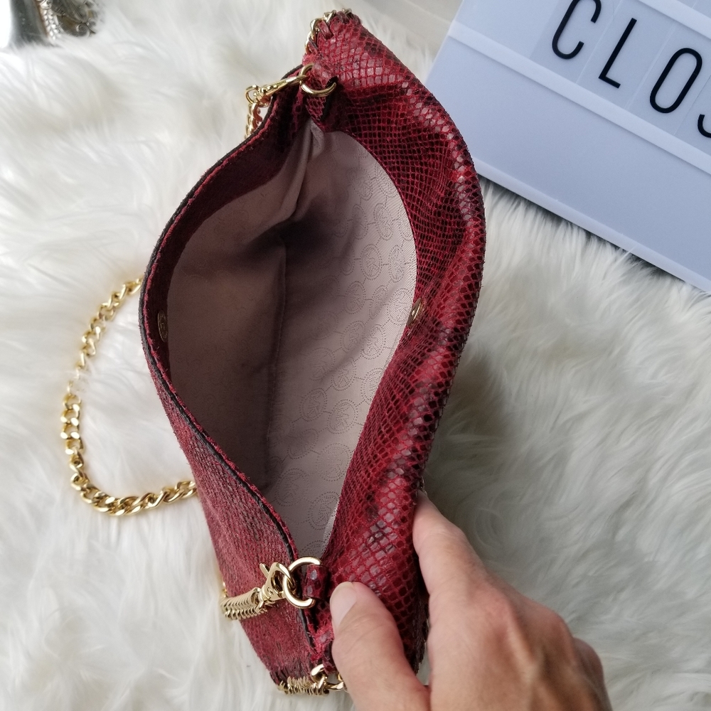 Michael Kors "Chelsea" Python red clutch - Picture 9 of 14